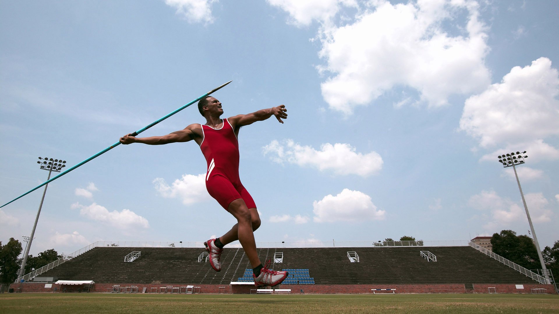 冈比亚男篮在非洲预赛中拼搏，迈向全球舞台